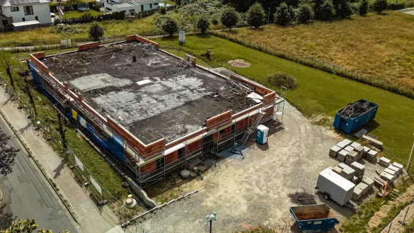 - &copy; Freitag TV/Leon Stock