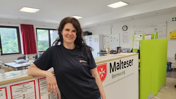 Johanna Neugebauer ist in H&ouml;rste aufgewachsen und hat im M&auml;rz einen schwierigen Job &uuml;bernommen. Sie ist Umfeldmanagerin der Notunterkunft im ehemaligen Heinrich-Hansen-Haus. - &copy; Astrid Sewing