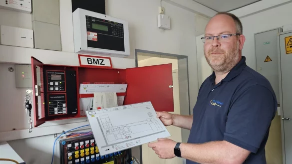 - &copy; Astrid Sewing