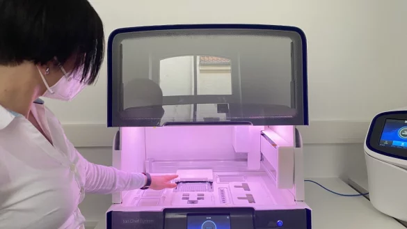 Das Ion Chef-System vereinfacht den Arbeitsablauf der Sequenzierung. - © Larissa Kirchhoff