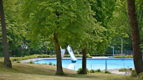 Die Gr&uuml;nen k&ouml;nnen sich gut vorstellen, dass der Betrieb des Freibades von einem F&ouml;rderverein mit unterst&uuml;tzt wird. - &copy; Karin Prignitz