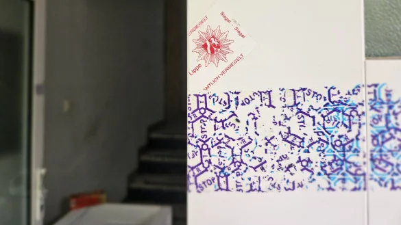 Kurz vor Prozessstart im Mai war das Mehrfamilienhaus am Iltisweg nach dem Brand immer noch unbewohnbar. - &copy; Janet K&ouml;nig