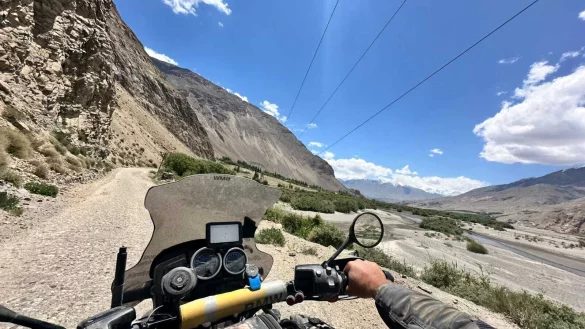 Auf dem Motorrad sitzen und die Sch&ouml;nheiten der Natur genie&szlig;en - das ist f&uuml;r die Freunde, die sich "brothercyclist" nennen, ein Gef&uuml;hl von Freiheit. - &copy; Jakob Pankraz