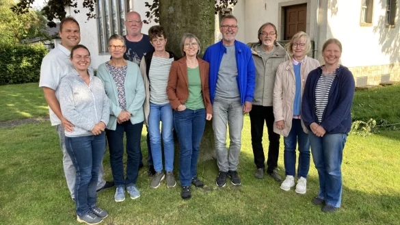 Die Aktiven der BUND Amphibiengruppe haben in diesem Fr&uuml;hjahr rund 4000 gerettet. - &copy; BUND Detmold