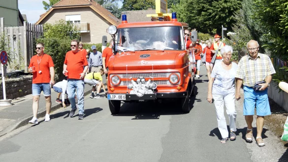 Beim Dorffest Ehrsen-Breden steht unter anderem ein gro&szlig;er Umzug auf dem Programm wie hier in der Vergangenheit. - &copy; Carsten Schwarze