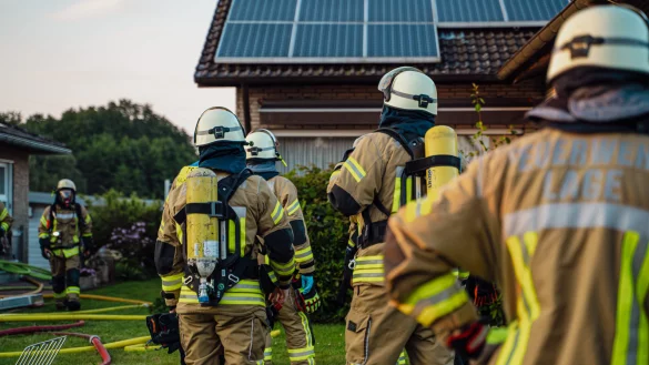 Die Feuerwehr hat die Lage schnell unter Kontrolle. - &copy; FreitagTV