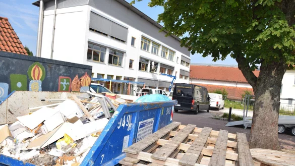 Die Räume der Grundschule Helpup, in denen vor gut einem Jahr PCB-Belastungen festgestellt worden waren, sind mittlerweile saniert worden. Foto: Karin Prignitz - © Karin Prignitz