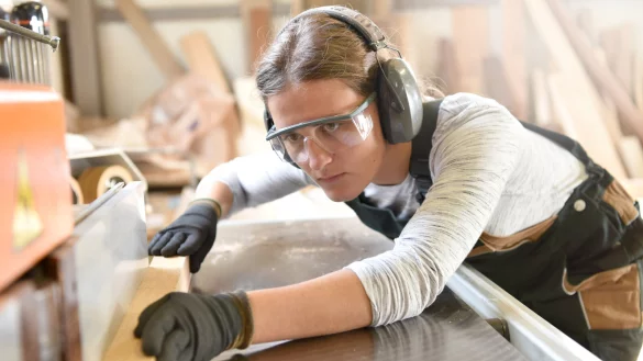 Eine &Uuml;bersicht aller Ausbildungsberufe in Lippe - das bietet der Ausbildungsatlas in komapkter Form. - &copy; Adobe Stock Foto