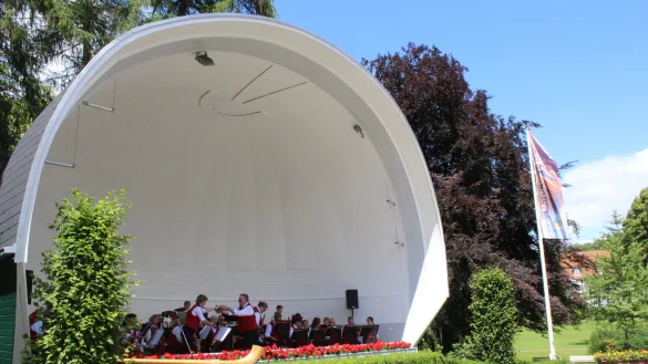 Vier Mal hei&szlig;t es im September "Musik im Park". - &copy; Gesund Tourismus Horn-Bad Meinberg