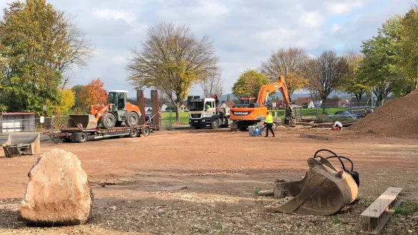 Das Grundst&uuml;ck des ehemaligen K&ouml;nigskrugs ist jetzt vollst&auml;ndig ger&auml;umt worden. - &copy; Thomas Reineke