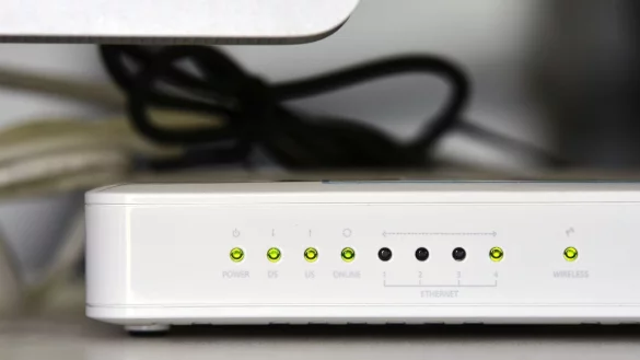 Unlautere Vertriebsmethoden beim Glasfaserausbau ver&auml;rgern viele Verbraucher. - &copy; ANAN KAEWKHAMMUL