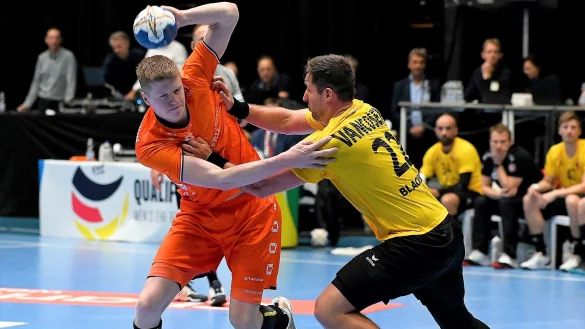 Niels Versteijnen kehrte gegen Belgien (hier mit Yves Vancosen) und Griechenland in die niederl&auml;ndische Nationalmannschaft zur&uuml;ck. Foto: Mathias M. Lehmann - &copy; Mathias M. Lehmann