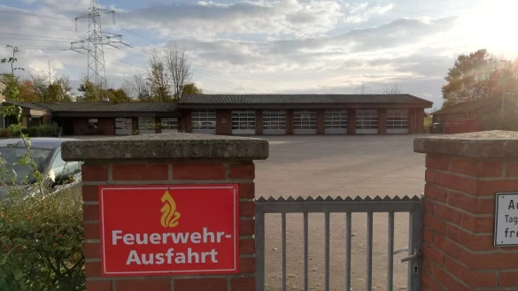 In Leopoldshöhe wird künftig - zunächst an der Feuerwache - ein Rettungswagen stationiert. Im kommenden Jahr wird der Kreis in der Nachbarschaft eine Wache bauen. - © Kirsten Fuhrmann