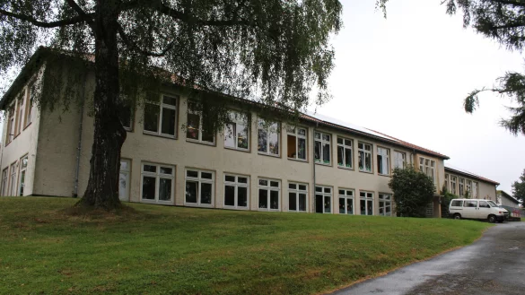 Die Grundschule Kirchheide könnte nach Meinung der Stadt mehr Schüler vertragen. - © Archivfoto: Nadine Uphoff