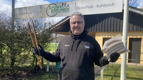 Michael Brabender f&uuml;hrt den Verkauf am Paradies. - &copy; Sebastian Lucas