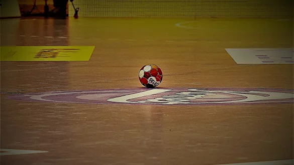 In der Phoenix-Contact-Arena darf weiterhin Erstliga-Handball angepfiffen werden. - &copy; J&ouml;rg Hagemann