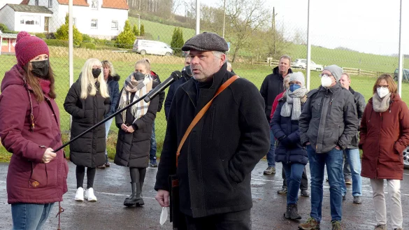 Der Sprecher der Funkturmalarm-Initiative, Thomas Kaiser, hat eine Menge Fragen. - &copy; Rudi Rudolph