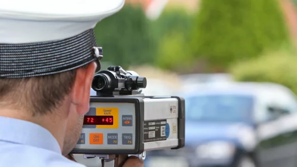 Die Polizei hat zu schnell geblitzt. - &copy; Symbolbild: Andreas Zobe