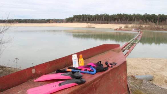 Baden im Baggersee &ndash; ob das in der Sandgrube Brink m&ouml;glich sein wird, ist fraglich. - &copy; Dieter Asbrock