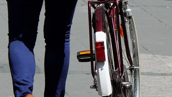 An der Hornschen Stra&szlig;e wurde eine Radfahrerin von ihrem Gef&auml;hrt geschubst, nachdem sie mit einer Fu&szlig;g&auml;ngerin offenbar verbal aneinandergeraten war. - &copy; Symbolbild Pixabay