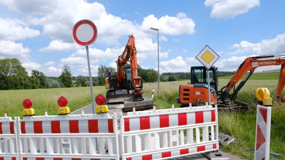 Die teilweise Sperrung der Wilberger Stra&szlig;e wird bis n&auml;chstes Jahr dauern. Das bringt erhebliche Einschr&auml;nkungen in Sch&ouml;nemark mit sich. Zum Beispiel im Busverkehr. - &copy; Sven Koch(LZ)