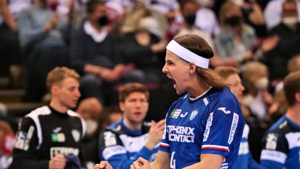 Bravo, Bjarki Mar Elisson. Der Isi war zum dritten Mal in Folge Lemgos Top-Torj&auml;ger. - &copy; J&ouml;rg Hagemann