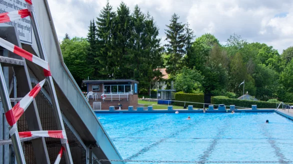 Im Freibad Hiddesen und in den anderen drei Badeanstalten wird die Gasbeheizung abgeschaltet. - &copy; Raphael Bartling