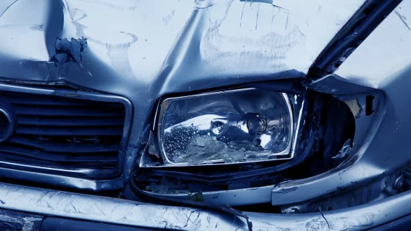 Die Polizei fragt, wer den Unfall beobachtet hat. - &copy; Symbolbild Pixabay