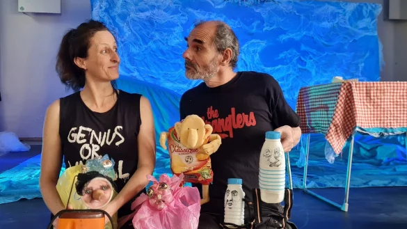 Das Ensemble Les Ames Singes aus Blombergs Partnerstadt Lieusaint tritt am Freitag, 26. April, in der Mehrzweckhalle in Blomberg auf. Auch wenn es Franzosen sind: Die Auff&uuml;hrung findet auf Deutsch statt. - &copy; Marianne Schwarzer