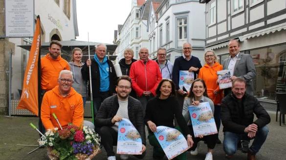 Die Veranstalter der Fr&uuml;hjahrskirmes und des Fr&uuml;hlingsfestes locken mit einem gro&szlig;en Programm in die Detmolder Innenstadt. - &copy; Nico D&uuml;llmann