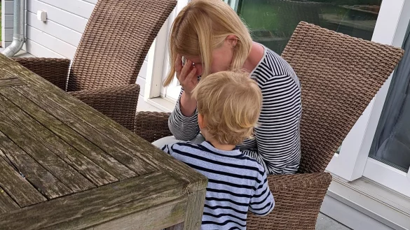 Wenn Mama oder Papa unter einer psychischen Erkrankung leiden, nimmt das auch die Kinder mit, sagt Sozialp&auml;dagogin Andrea Soujon. "Sie neigen dazu, Dinge auf sich zu beziehen und glauben unter Umst&auml;nden, sie h&auml;tten was falsch gemacht." - &copy; Carolin Brokmann-F&ouml;rster