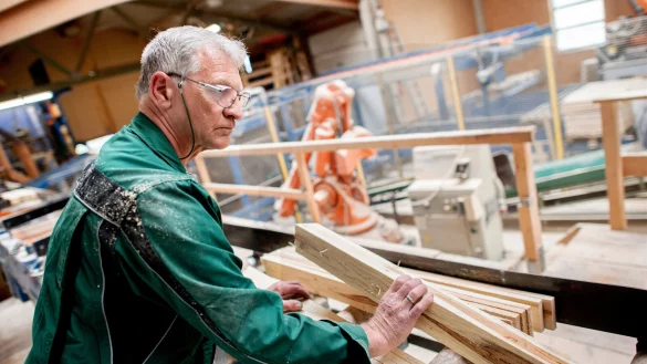 Wer nach dem 66. Geburtstag noch arbeitet, erfreut sich einer &uuml;berdurchschnittlichen Lebenszufriedenheit. Das zeigt eine Studie. - &copy; Hauke-Christian Dittrich