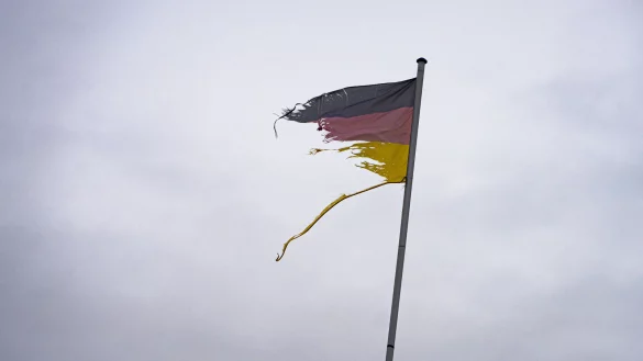 Kritiker sehen Deutschlands Wirtschaft im Niedergang und warnen vor einer De-Industrialisierung. - © picture alliance/dpa