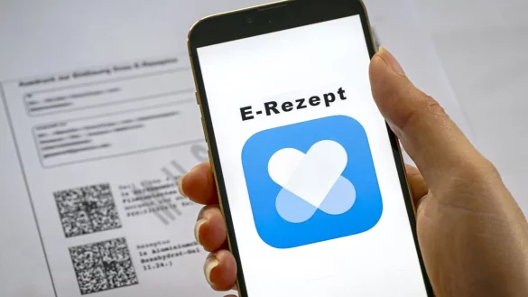 Arzneimittel auf Arzt-Rezept können künftig per E-Rezept mittels gleichnamiger Handy-App in der Apotheke erworben werden. - © M.i.S.-Sportpressefoto