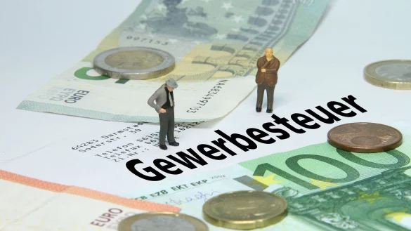 In Lage schl&auml;gt die Verwaltung vor, die Grund- und Gewerbesteuern zu erh&ouml;hen. Denn es zeichnet sich ab, dass einiges teurer wird, zum Beispiel durch die Tarifabschl&uuml;sse f&uuml;r den &Ouml;ffentlichen Dienst. - &copy; pixabay.com