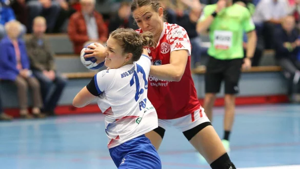 So lieben die HSG-Fans Nele Franz. - &copy; Paul Cohen