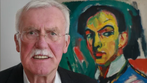 Sammler Hermann-Josef Bunte und Stenners Selbstportrait von 1912. - © Andreas Zobe