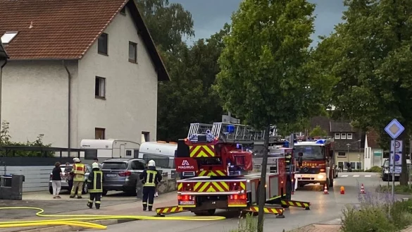 Den K&uuml;chenbrand in der H&ouml;xterstra&szlig;e hatte die Feuerwehr L&uuml;gde am Samstagabend schnell gel&ouml;scht. - &copy; Feuerwehr L&uuml;gde