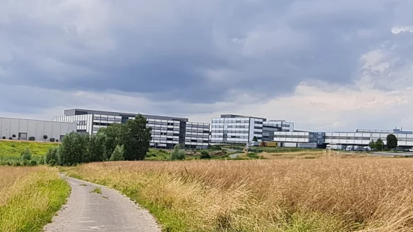 Auch wenn das Unternehmen in diesem Jahr eine Menge zu feiern hat: Der Himmel &uuml;ber Phoenix Contact ist wie bei der gesamten Wirtschaft nicht mehr eitel Sonnenschein. - &copy; Marianne Schwarzer