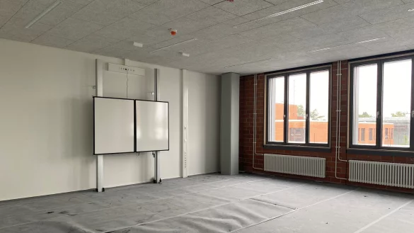 In diesem Klassenraum fehlt nur noch das Mobiliar. - &copy; Stadt Bad Salzuflen