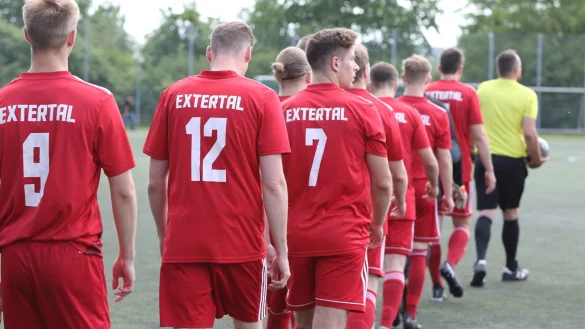 Machen sich auf den Weg zum ersten Spieltag in der Kreisliga A Lemgo: die Spieler des Aufsteigers SC Extertal. - &copy; Oliver K&ouml;nig