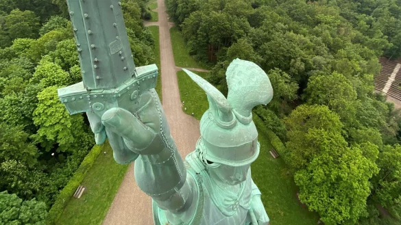 Das Hermannsdenkmal aus der Vogelperspektive. - &copy; Landesverband Lippe
