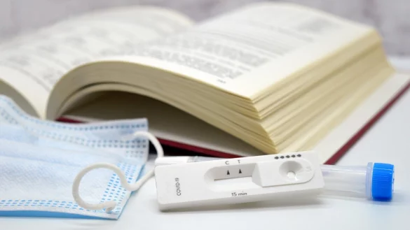 Das neue Corona-Handlungskonzept der Landesregierung setzt auf Eigenverantwortung. Es liegt nun im Verantwortungsbereich der Familien, ob die Sch&uuml;ler sich bei gegebenen Anl&auml;ssen testen oder nicht. - &copy; Pixabay