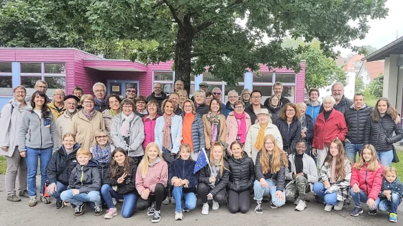 Im Mai waren nach der langen Corona-Pause endlich wieder G&auml;ste aus Villers in Oerlinghausen zu Gast. - &copy; Sibylle Kemna
