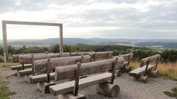 Das erste Freilichtkino in Lippe ist ein echter Hingucker auf der Tour: Ein Kino, ohne Leinwand. - &copy; Madlena Gerschner