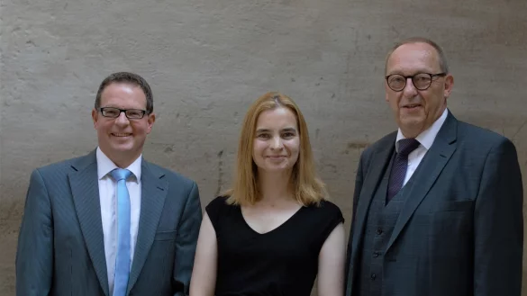 Leitender Regierungsdirektor Sven Brinkmann, Leitende Regierungsdirektorin Petra Meier und Oberfinanzpräsident Werner Brommund (von links). - © Oberfinanzdirektion Nordrhein-Westfalen