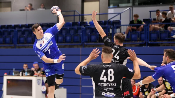 Isa&iacute;as Guardiola zieht aus dem R&uuml;ckraum ab. - &copy; paul cohen