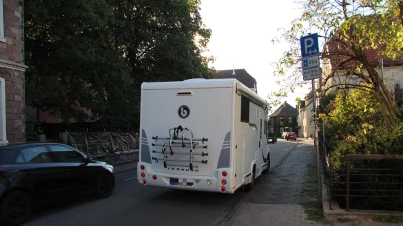 Die Parkscheibenpflicht in der Braker Mitte soll schon bald bis Jahresende pausieren. - &copy; Nadine Uphoff