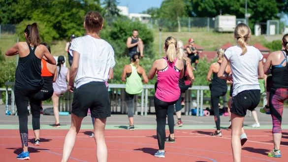 Besonders f&uuml;r Familien erh&ouml;hen Sportanlagen die Attraktivit&auml;t einer Stadt. Der &bdquo;Pakt f&uuml;r den Sport" soll daf&uuml;r sorgen, dass sie ansprechend sind. - &copy; Symbolbild: Pixabay