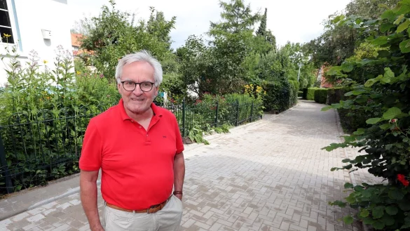 Die Anlieger sind w&uuml;tend: Niemand wollte die Pflasterung des Wegs An den Glockenst&uuml;cken - nun sollen sie aber zahlen. - &copy; Wolfgang Rudolf